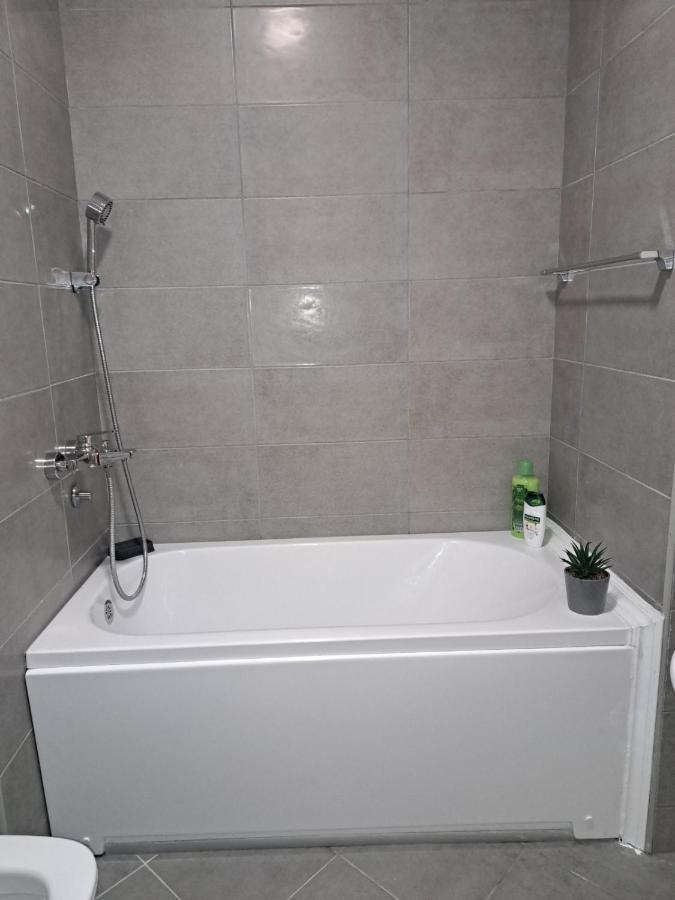 Apartman A&M Тиват Екстер'єр фото
