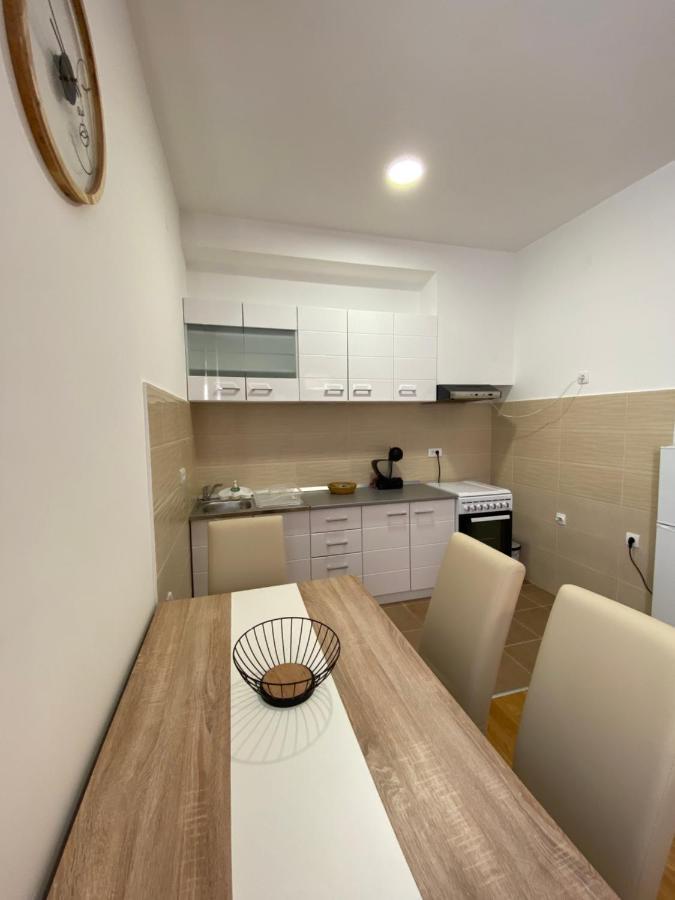 Apartman A&M Тиват Екстер'єр фото