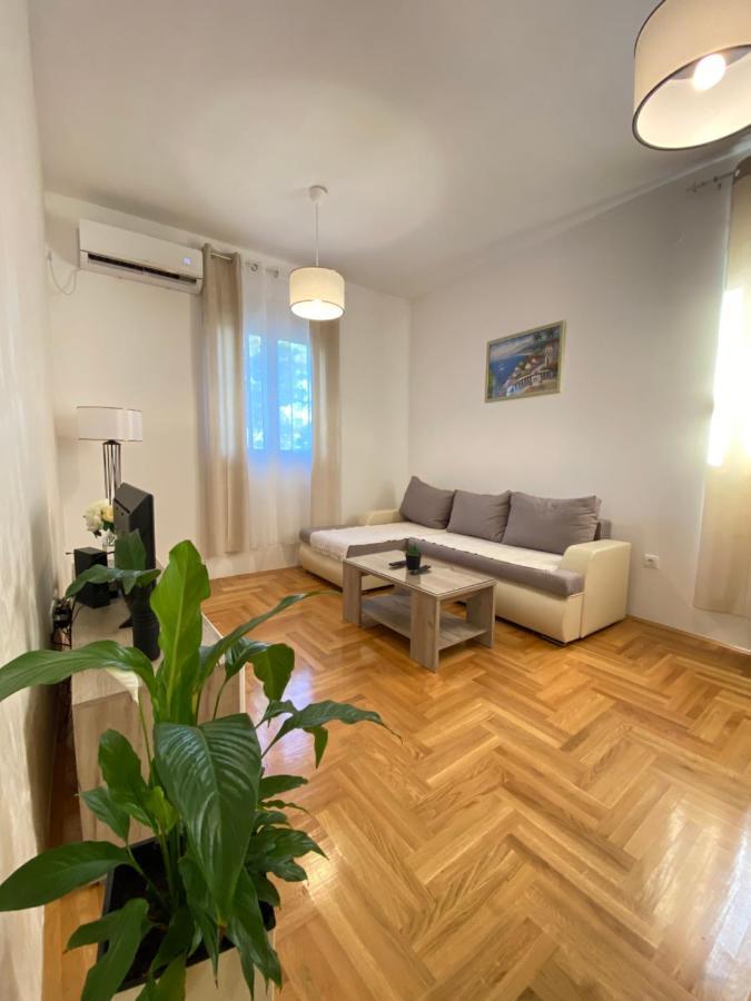 Apartman A&M Тиват Екстер'єр фото